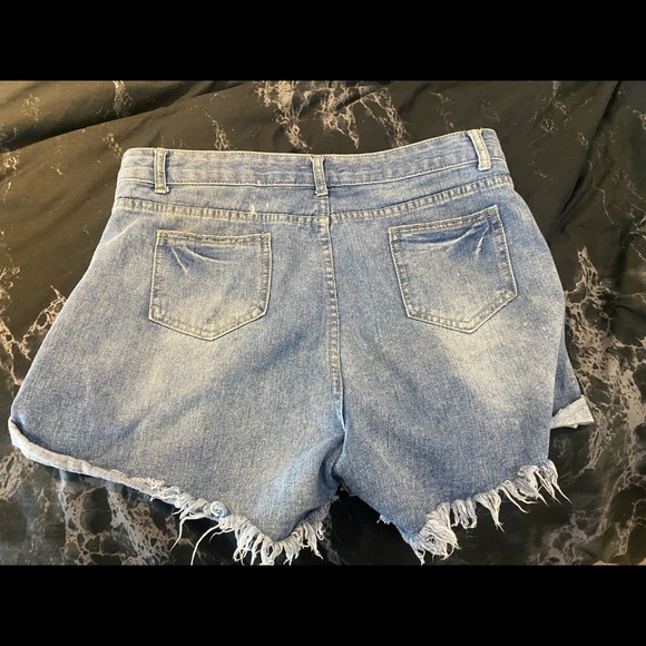 Jean shorts, - Picture 2 of 2